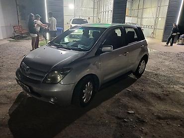 smart open: Toyota Ist: 2003 г., 1.5 л, Автомат, Бензин, Хэтчбэк — 4