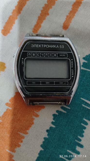 смарт часы ми 6: Продаю советские часы. работает