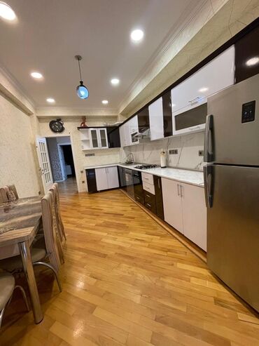 Duş kabinaları, arakəsmələr: Nərimanov rayonu Əlyar Əliyev 26 Nərmanov metrosu yaxınlıqı Azenko — 8