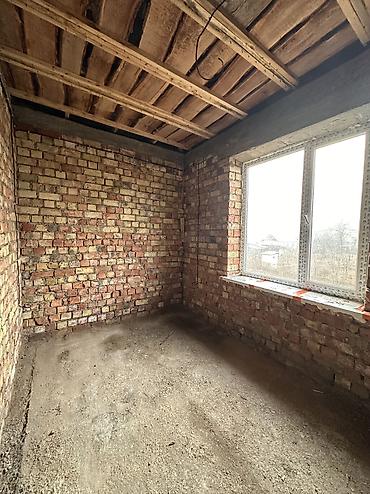 Продажа коттеджей и домов: 📍 В Романовке от трассы 150 м продается 2-х уровневый дом на участке 5 — 8