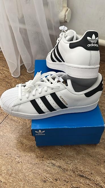 красота и здоровья: Кроссовки, 42, Adidas, Новый — 2