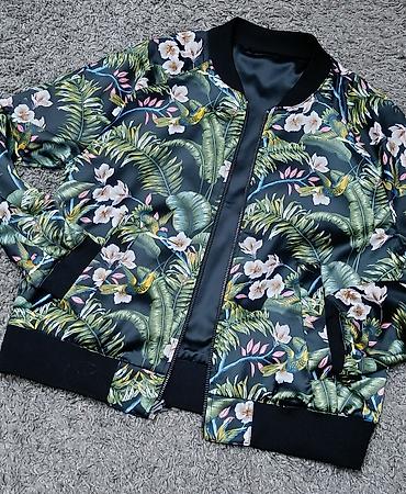 hhs a1: H&M jakna sa dva lica.Piše da je L ali može komotno i za XL — 4