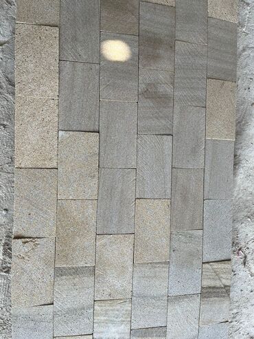 Dekorativ daşlar: Təbii daş məhsulları - Bazalt/klinker tipli qara-boz döşəmə daşları — 15