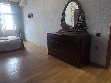 аренда гаража: İcarəyə verilir 3 otaqlı yeni tikili 150 m², 8 Noyabr m. 1 150 AZN/ay — 7