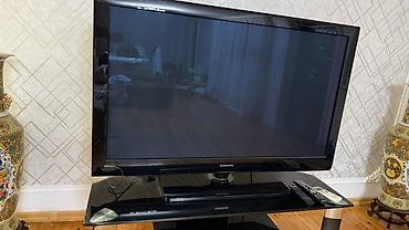 Samsung LCD televizor - Ekran diaqonalı: təxminən 40–46 düym - Full