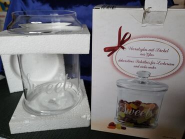 Ostalo posuđe: Bombonijera nova veca,staklena Nemacka. Nova,sve na njoj odsjaj od — 19