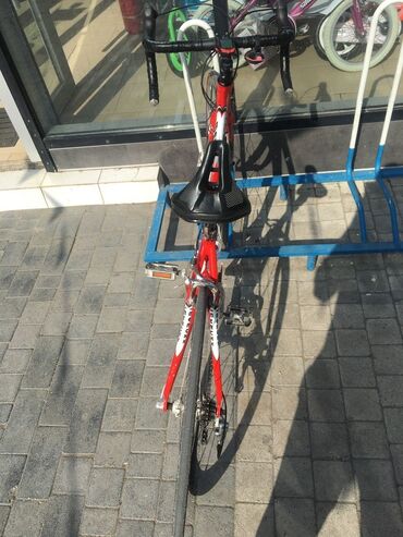 İdman velosipedləri: Yol velosipedi – Eddy Merckx Xüsusiyyətlər: - Brend/model: Eddy — 5