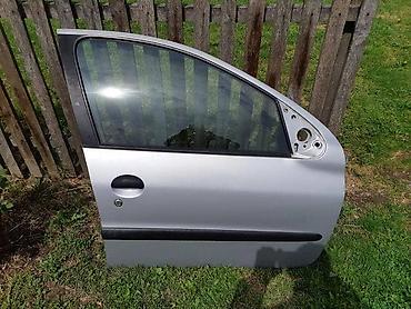 tabla u autu: VRATA ZA PEUGEOT 206 | Vrata za peugeot 206 u vise boja.Imam svee — 2
