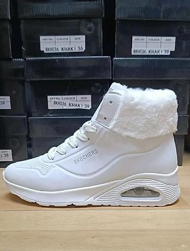 tn djak: Skechers Novo jeftinija varijanta
36-41

3600 din
PS✨ — 2