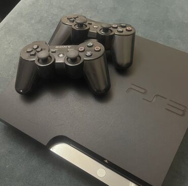 джойстик для сони плейстейшен 3: PlayStation 3 Slim Игровая консоль Sony PlayStation 3 в комплекте с