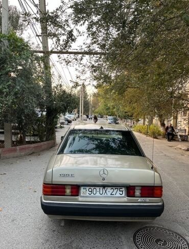 bmw 3 серия 320td at: Mercedes-Benz 190: 1.8 l | 1992 il