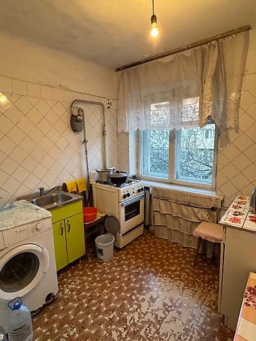 пишпек прадажа дом: 2 комнаты, 44 м², Индивидуалка, 4 этаж — 3