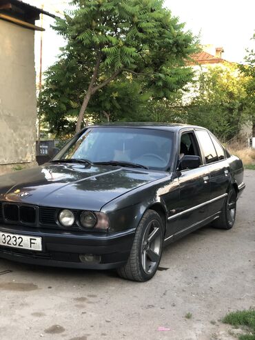 bmw 330i цена бишкек: BMW 520: 1991 г., 2 л, Механика, Бензин, Седан
