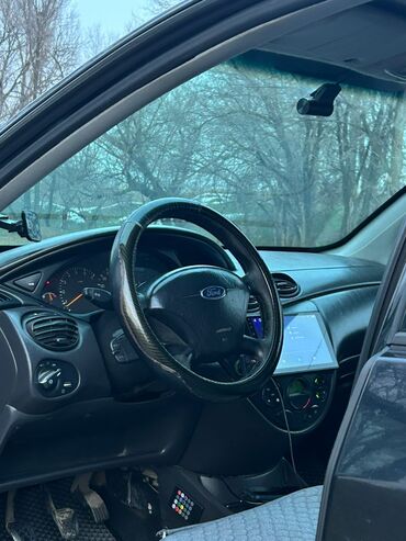 Ford: Ford Focus: 2003 г., 1.8 л, Механика, Бензиновая, Универсал — 11