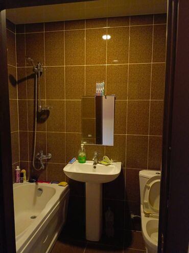 Uzunmüddətli kirayə mənzillər: Yasamal rayonu,Asan xidmətin arxasında,Mida yaşayışda, 9 — 7