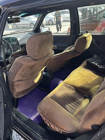Volkswagen: Volkswagen Passat Variant: 1995 г., 2 л, Механика, Бензин, Универсал — 6