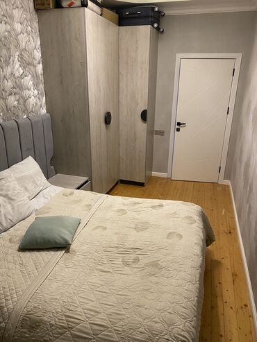 Uzunmüddətli kirayə mənzillər: Mənzil Mehdiabadın girişində yerləşir. Yeni tikilidir. Binın altında — 3