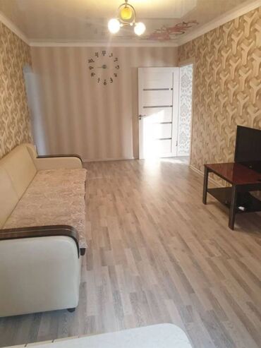 продам 4 квартиру: Продается 2х ком квартира 📍Адрес:4мкр 🏢Этажность:3 из 4
