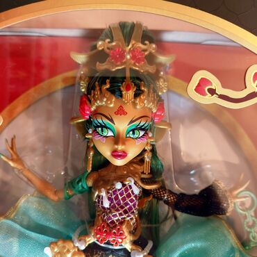 Игрушки: Продаю коллекционную куклу монстерхай из своей коллекции Skullector at lalafo.kg — 14 Игрушки: Продаю коллекционную куклу монстерхай из своей коллекции Skullector — 14