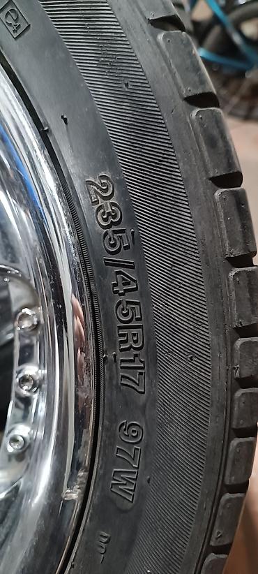 r17 4100: Комплект из 4 автомобильных колес в сборе. - Диски: легкосплавные — 2