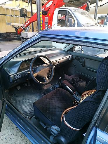 Mazda: Mazda 323: 1990 г., Механика, Бензин, Хэтчбэк — 6