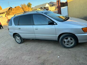 Toyota: Toyota Ipsum: 1997 г., 2 л, Автомат, Газ, Минивэн