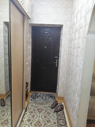 şüvelanda evler: Şüvəlan, şimali QRES qəsəbəsi, mərkəzdə – 2 mərtəbəli binanın 1-ci — 1