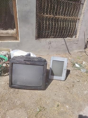lalafo işlenmiş televizorlar: Köhnə elektronika və ehtiyat hissələri toplusu - Bir neçə ədəd köhnə — 2