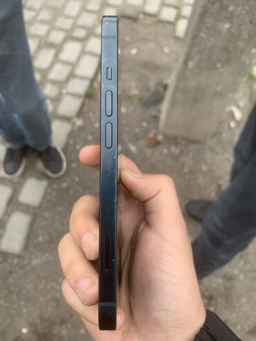 Apple iPhone: IPhone 13, 128 GB, Qara, Face ID — 5