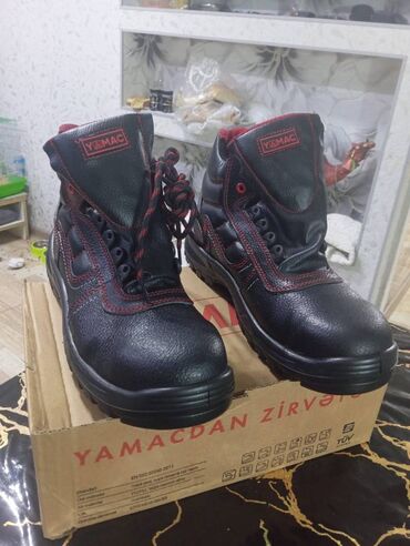 Ayaqqabılar: Salam. Tep teze upakovkada batinka satilir. 45 razmer. is ucun -da lalafo.az — 2 Ayaqqabılar: Salam. Tep teze upakovkada batinka satilir. 45 razmer. is ucun — 2
