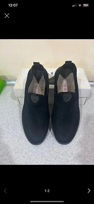 parça ayaqqabı: Qara rəngli kişi slip-on ayaqqabıları - Model: bağsız/slip-on, asan — 1