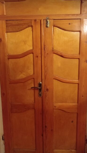 Межкомнатные двери: Normal qapilardir plasdik olan qapi lap tezedir bir ayin qapisidir