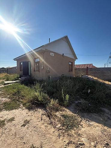 Продажа времянки: 🏠 Продается срочно времянка !!! 📍 Район : Ак-Ордо 3 📐 Площадь : 4 — 5