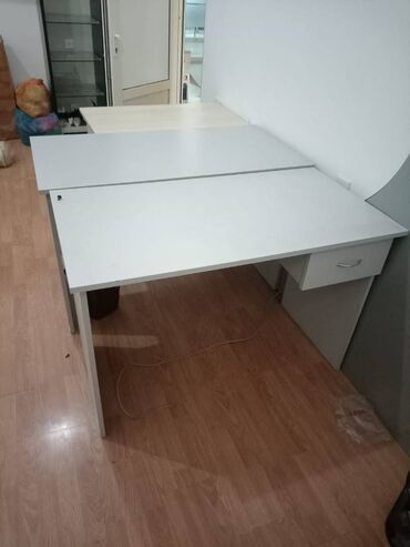 Ofis masaları: Tecili ikici el ofis masalari ve skaflari satilir qiymetlerde enidim
