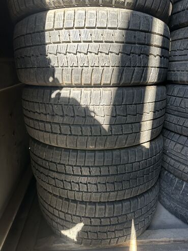 Шины: Шины 225 / 50 / R 17, Зима, Б/у, Комплект, Легковые, Япония, Dunlop