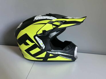 Sportska odeća: Novi modeli foks
S-xl — 2