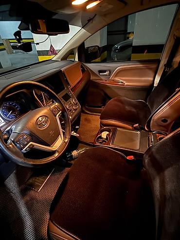 аренда toyota sienna: Toyota Sienna: 2018 г., 3.5 л, Автомат, Бензин, Минивэн — 4