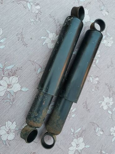 Auto delovi: Amortizeri zadnji Lada 7 Riva, Lada Niva broj 1. Polovno. očuvano — 10