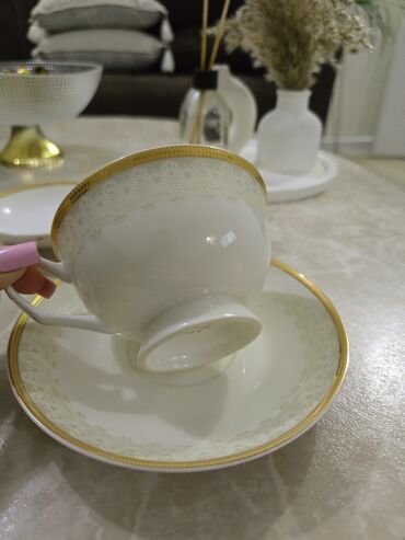 Çay dəstləri və servizlər: Çay dəsti, rəng - Ağ