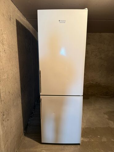 tap az ucuz soyuducular: Yeni 2 qapılı Hotpoint Ariston Soyuducu Satılır, rəng - Ağ