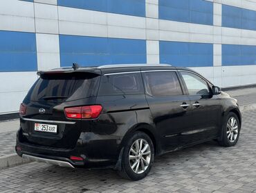 Kia: Kia Carnival: 2018 г., Минивэн — 4