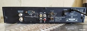 col kamerası: Euromax EM 777 rəqəmsal peyk qəbuledicisi. Sumqayitdadir. - DVB — 4