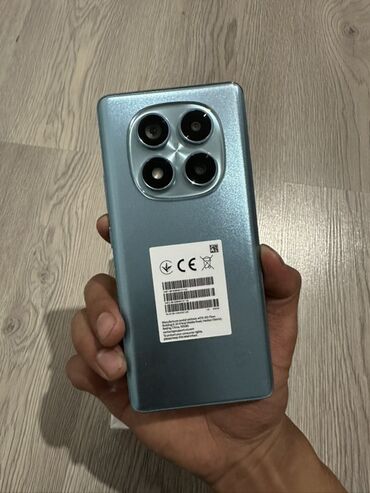 ulcool v36 купить: Смартфон с тройным модулем камер - Корпус