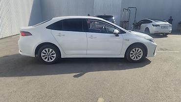byd e5 2020: Toyota Corolla: 2021 г., 1.8 л, Вариатор, Гибрид, Седан — 7