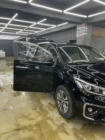 Kia: Срочно продаю Киа Карнивал или меняю с доплатой мне