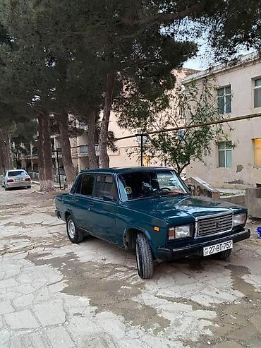 vaz susə: VAZ 2107 sedan - Kuzov: klassik 4 qapılı sedan, tünd mavi rəng - Arxa — 10