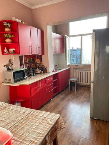 купит квартиру в бишкеке: 2 комнаты, 58 м², 105 серия, 9 этаж, Косметический ремонт