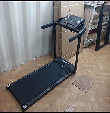 Беговые дорожки: Компактная беговая дорожка SportFit, идеально подходящая для домашних — 1