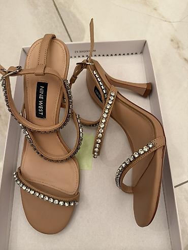 nine west: Nine West qadın sandaleti - Rəng: Nude/Bej (etiketdə “NUDE BROWN”) - — 2