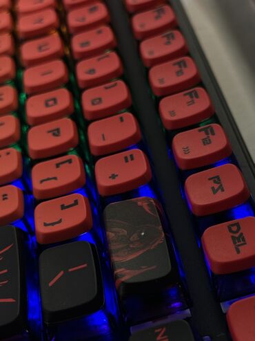 Клавиатуры: Клавиатура, Механическая, Проводное подключение, Размер: 100% — 3